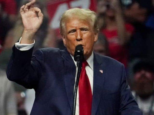 republican presidential nominee and former us president donald trump speaks at a rally in glendale arizona us on august 23 2024 photo reuter